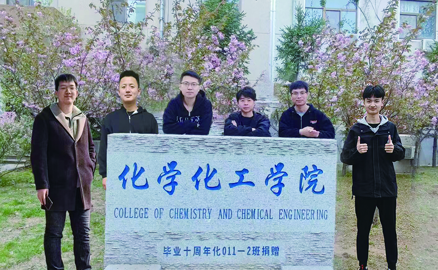 强乱强乱中文字幕