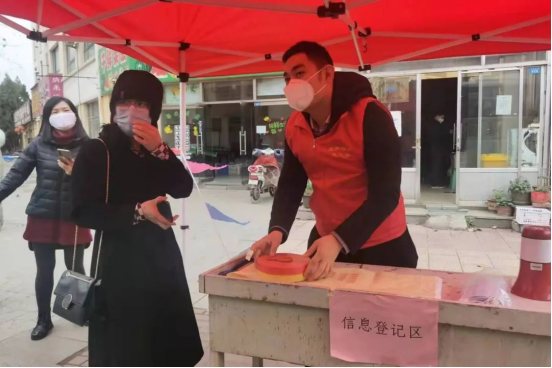 强乱强乱中文字幕