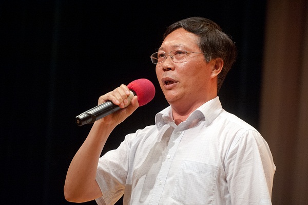 强乱强乱中文字幕