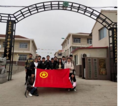 强乱强乱中文字幕