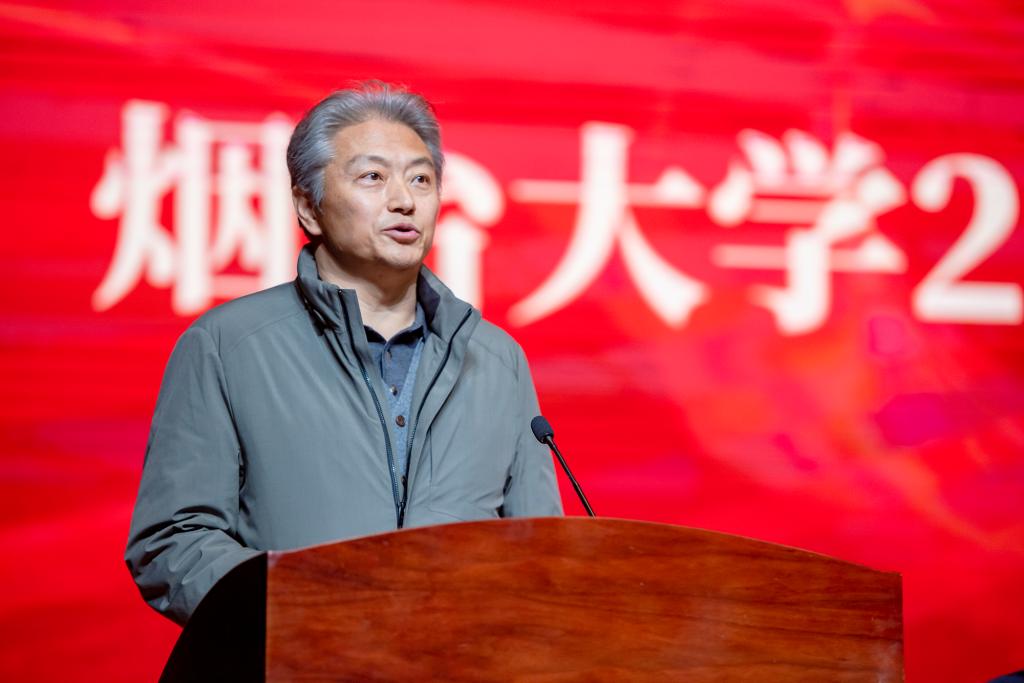 强乱强乱中文字幕