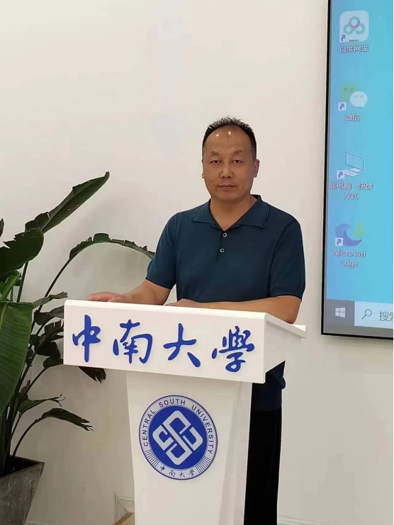 强乱强乱中文字幕