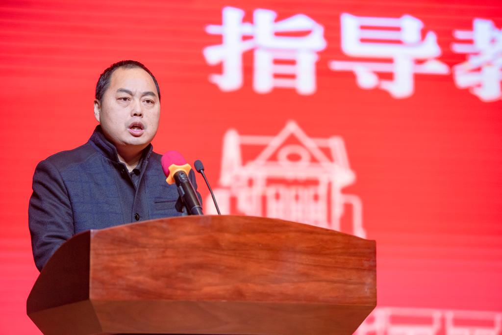 强乱强乱中文字幕