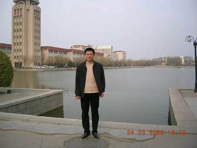 强乱强乱中文字幕