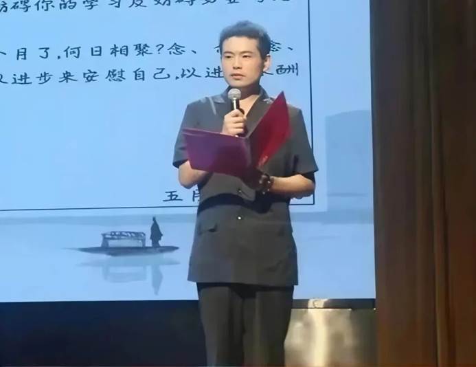 强乱强乱中文字幕