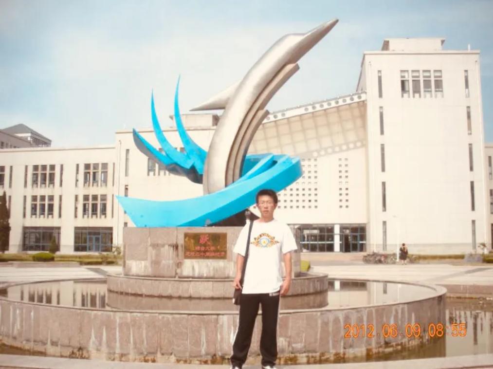 强乱强乱中文字幕