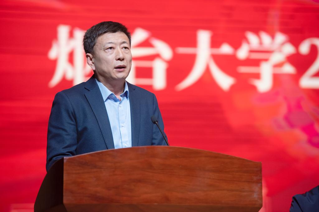 强乱强乱中文字幕