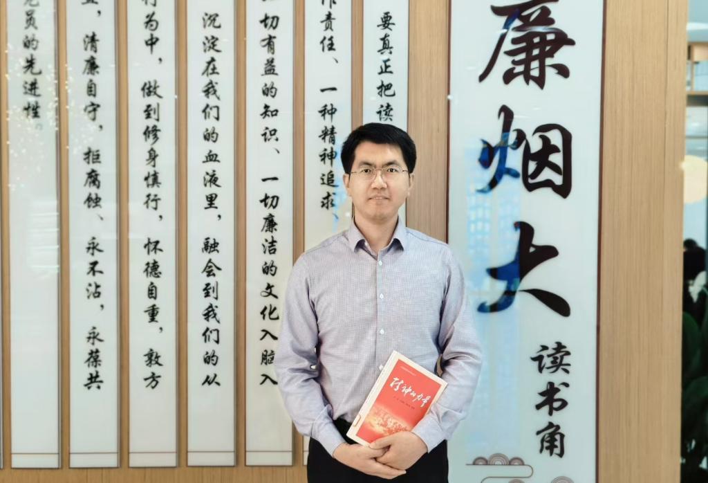 强乱强乱中文字幕