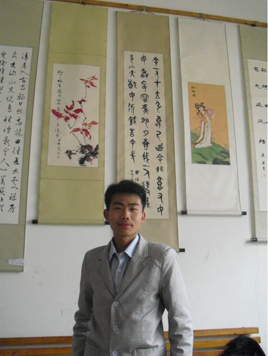 强乱强乱中文字幕