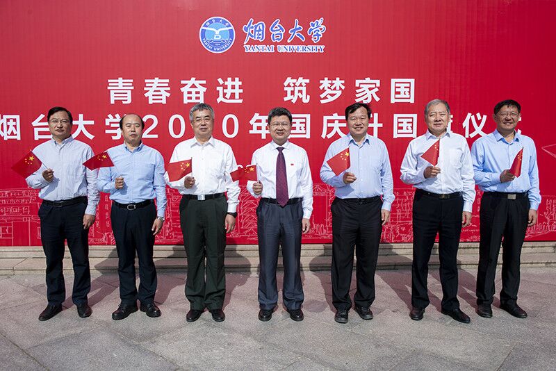强乱强乱中文字幕