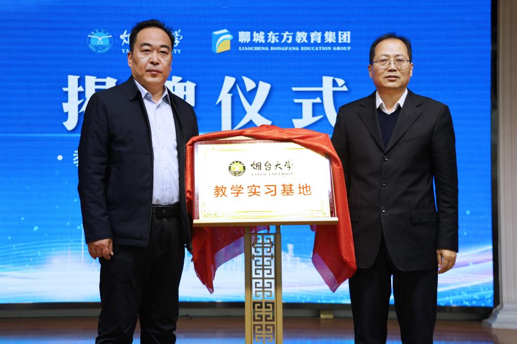 强乱强乱中文字幕