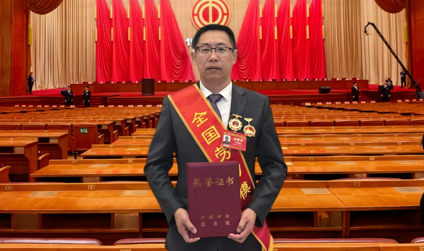 强乱强乱中文字幕