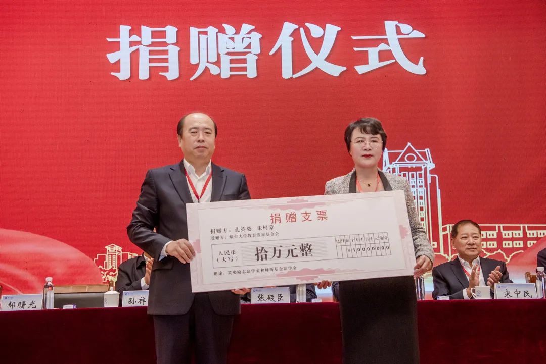 强乱强乱中文字幕